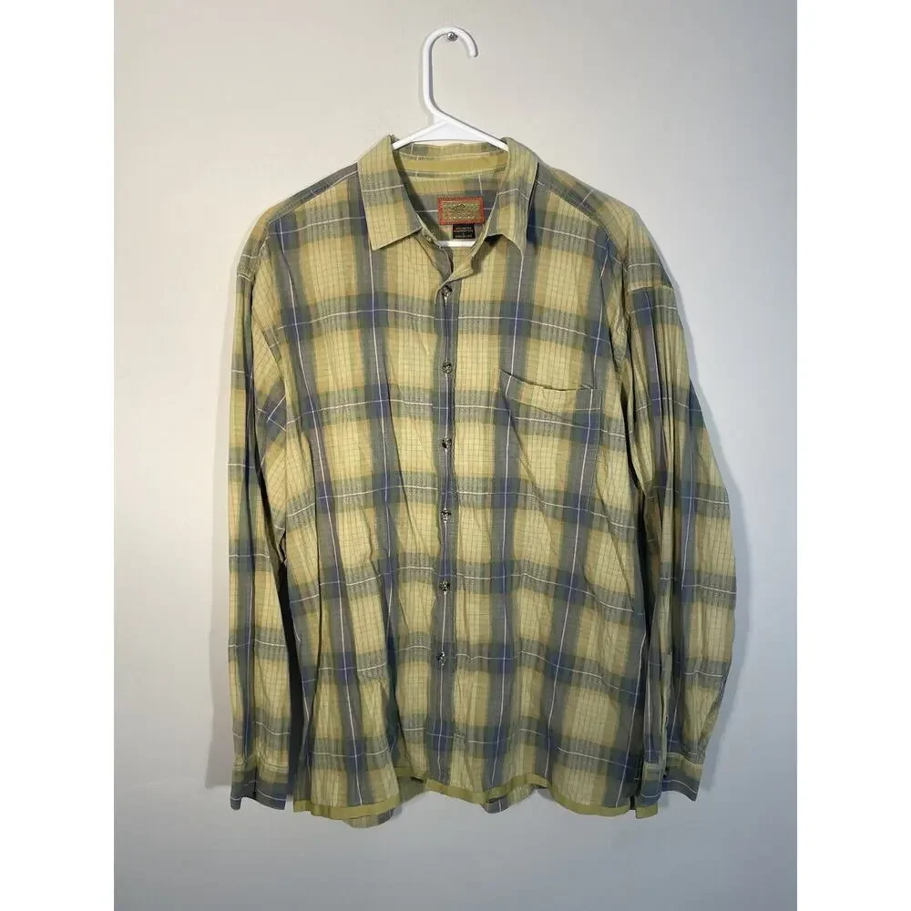 Horny Toad Men's Short-Sleeved Button-Down Shirt‎ Size L Plaid Logo